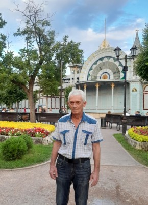 Юрий