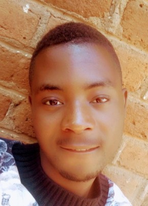 Blessings Muthia, 23, Malaŵi, Blantyre
