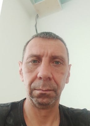 Владимир из Ессентуки 44 года