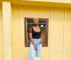 Valentine, 26, Nairobi