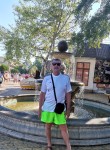 sergey, 62, Tomsk