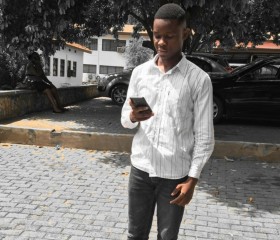 Benedict , 24, Sunyani