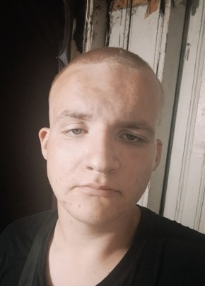 Алексей из Яранска 22 года
