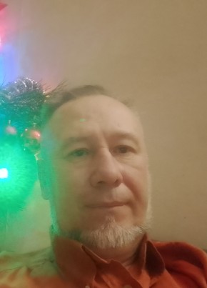 Дмитрий из Коломны 52 года