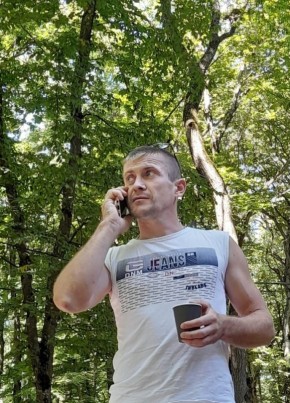 Максим из Москвы 39 лет