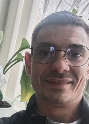 Владимир Володин из Москвы 29 лет
