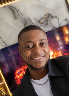 Juvince из Kinshasa 33 года