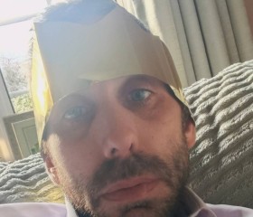 David, 45, London