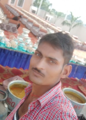 परभूलाल, 19, India, Kota (State of Rājasthān)