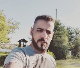 Nidal Osama, 28, Bayreuth