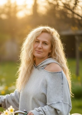 Elena, 58, Estonia, Johvi