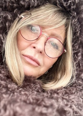 Marina, 60, Russia, Saint Petersburg