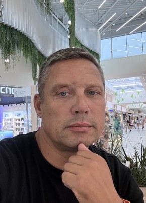 Валерий из Балтийска 46 лет