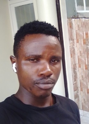 Habineza emille, 20, Republika y’u Rwanda, Kigali