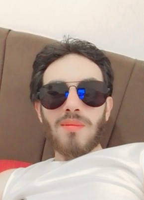 Awni из عمان 25 лет