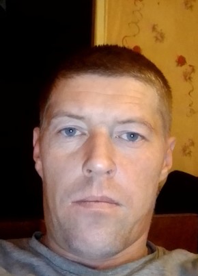 Анатолий, 35, Россия, Череповец