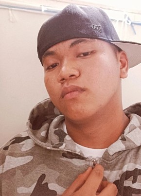 Renz из Maynila 18 лет