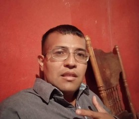 Diego, 37, Monterrey