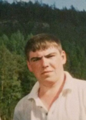 Evgeniy, 44, Russia, Udachny