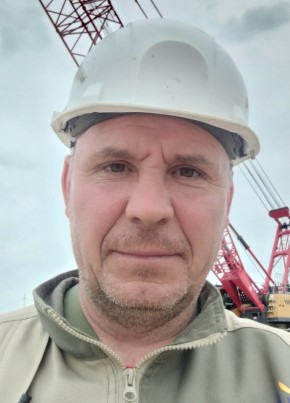 Дмитрий из Новосибирска 48 лет