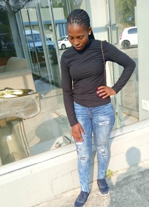 Ziyanda, 25, Swaziland, Mbabane