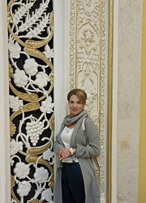 Елена из Москвы 48 лет