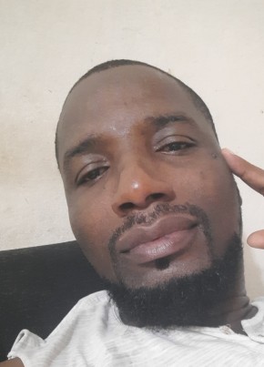 Mr lalle из Abidjan 40 лет