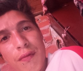 Daniel, 25, Posadas