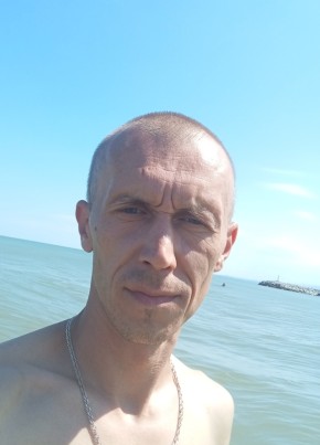 Колян из Волжска 37 лет