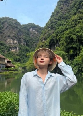 Minb из Hà Nội 22 года