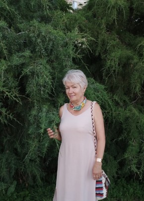 Марина из Саратова 60 лет