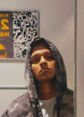 Pranav из Иркутска 20 лет