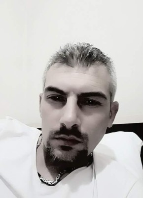 Adnan, 42, Albania, Kavajë