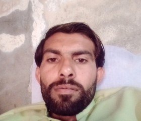 Yasir, 23, Hujra