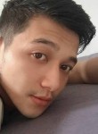Tom, 18, Surakarta