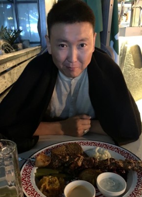Сэнгэ, 29, Монгол улс, Улаанбаатар