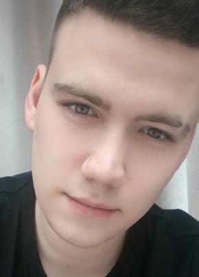 Максик, 24, Россия, Екатеринбург
