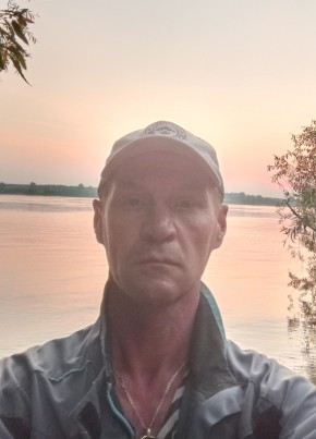 Александр из Чайковския 49 лет