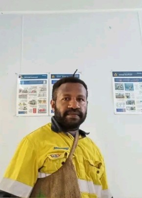 BAPTISH SINGURA из Port Moresby 27 лет
