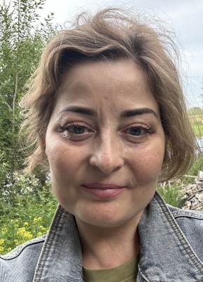 Алена из Новосибирска 47 лет