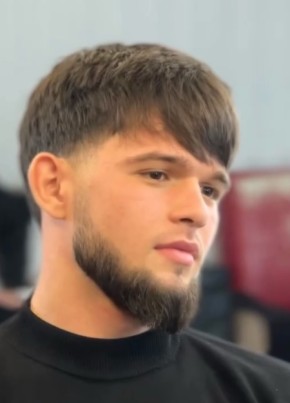 Магомед Эми из Ипатово 19 лет