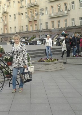 Людмила, 70, Россия, Москва