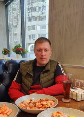 Павел, 37, Россия, Москва