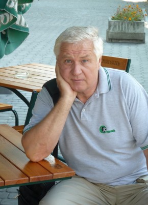 Viktor, 70, Україна, Львів