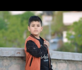 عمر, 26, Hoogezand