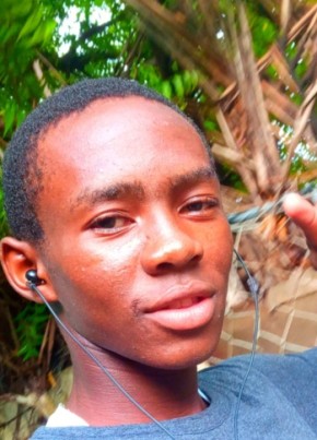 John, 18, Kenya, Lamu