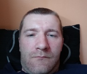 Jura, 36, Brno