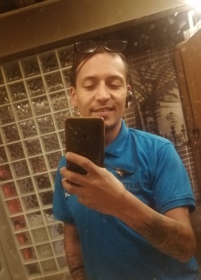 Andres из Santafe de Bogotá 30 лет
