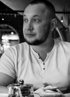 Артём из Красноярска 42 года