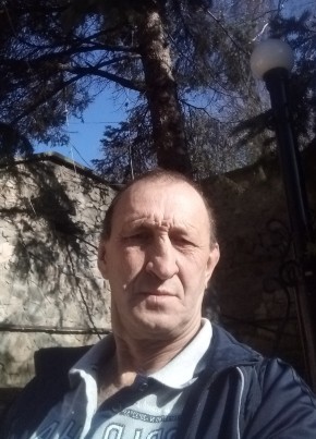 Юрий, 61, Россия, Железноводск